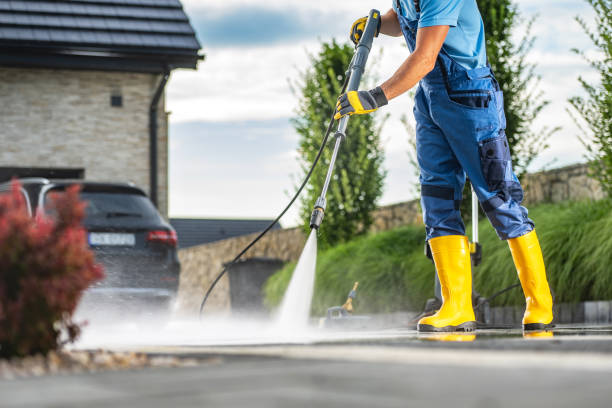 Professional  Pressure Washing Services in Fennimore, WI